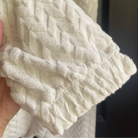 Nike Everyday Modern Joggers Textured White Gold Emblem-Size S - Picture 5 of 7